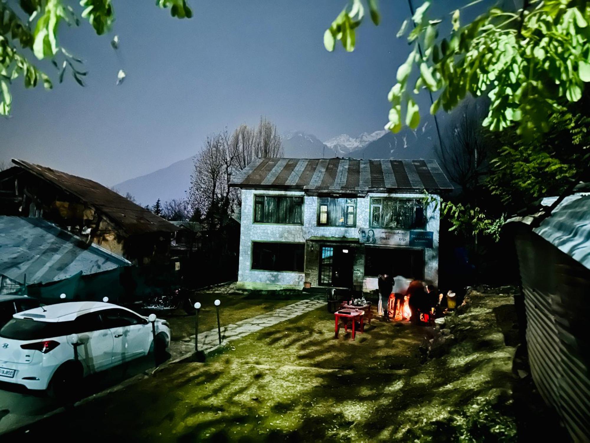 Dreamland Cottage Pahalgam Luaran gambar